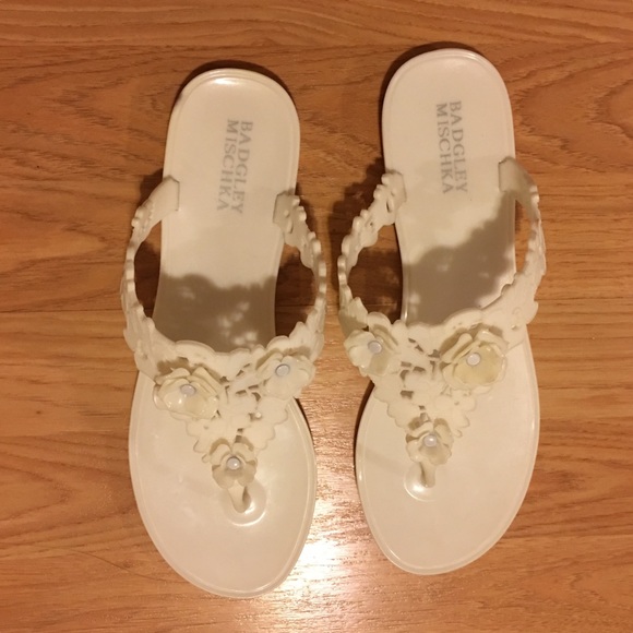 badgley mischka jelly sandals